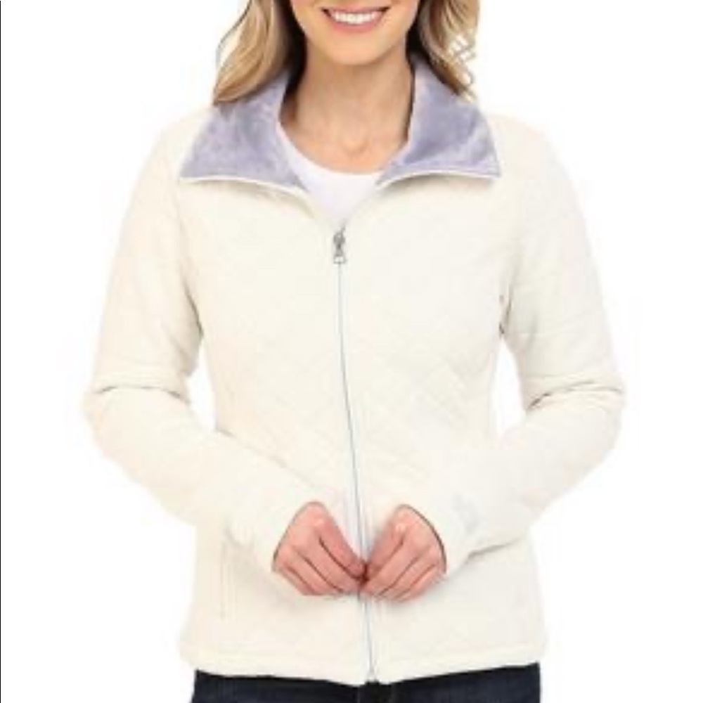 White quilted North Face Caroluna jacket